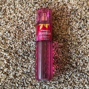 Wrapped in Comfort Bath and Body Works Body Spray